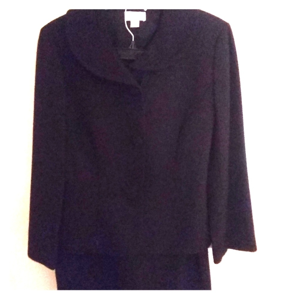 Ann Taylor Loft  Wool Business Suit in Black